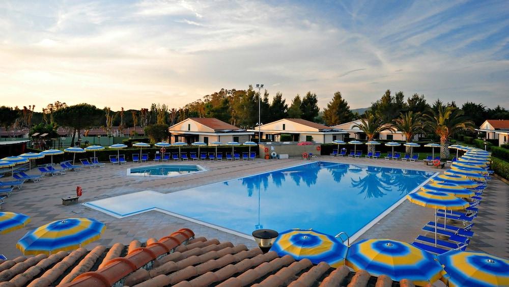 Villaggio Turistico La Cecinella Marina di Cecina Bagian luar foto