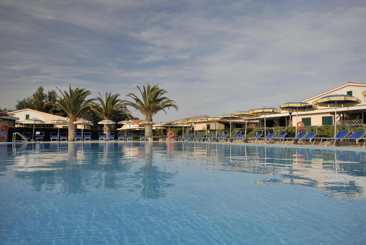 Villaggio Turistico La Cecinella Marina di Cecina Bagian luar foto