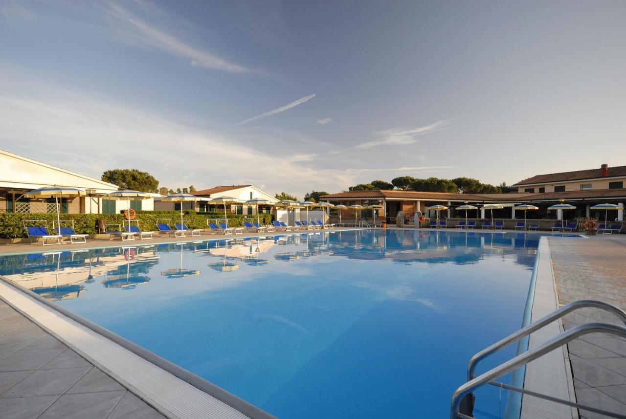 Villaggio Turistico La Cecinella Marina di Cecina Bagian luar foto